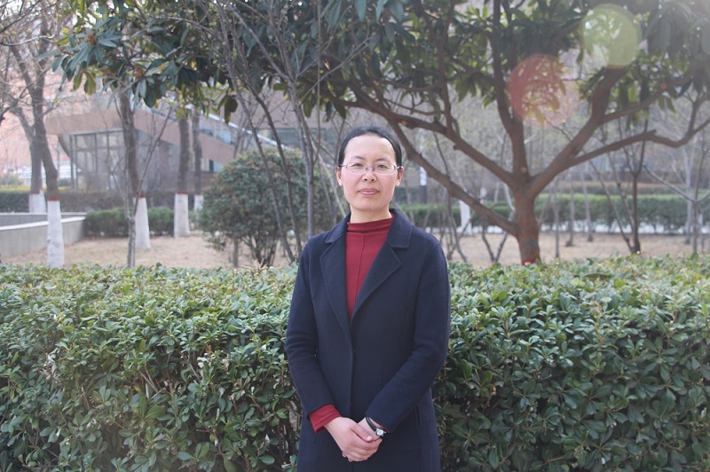 李娟(高级教师)